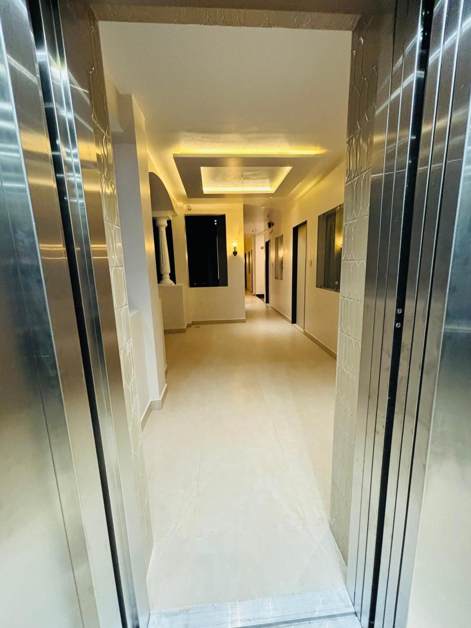 The Lavish Stay 瓦拉纳西 外观 照片